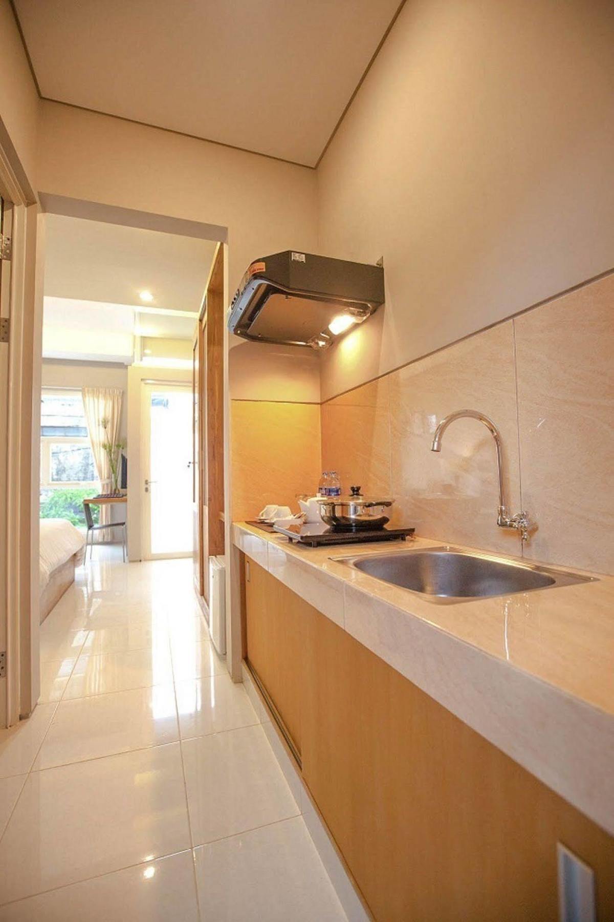 Bali True Living Aparthotel Denpasar Exteriör bild