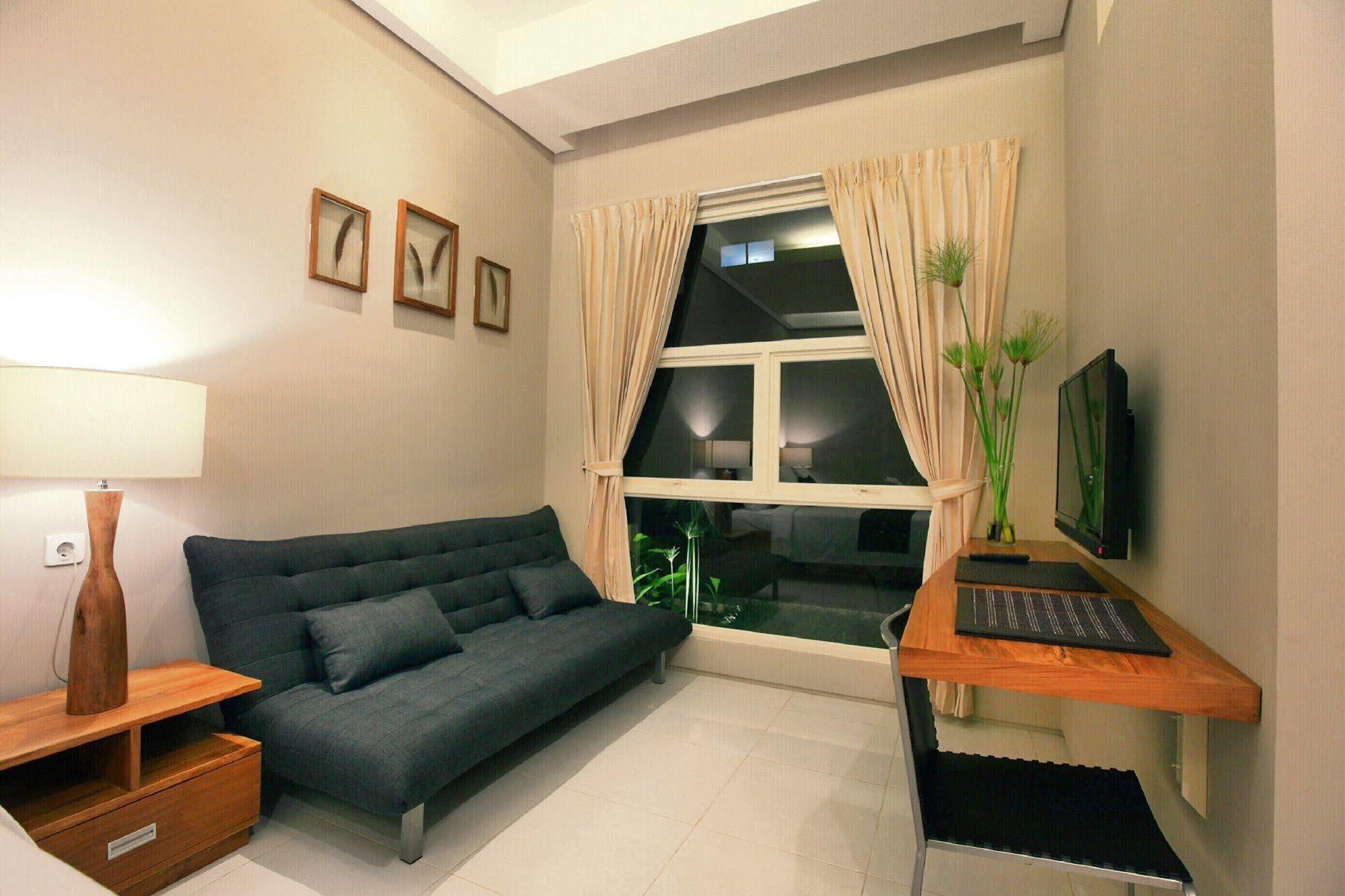Bali True Living Aparthotel Denpasar Exteriör bild