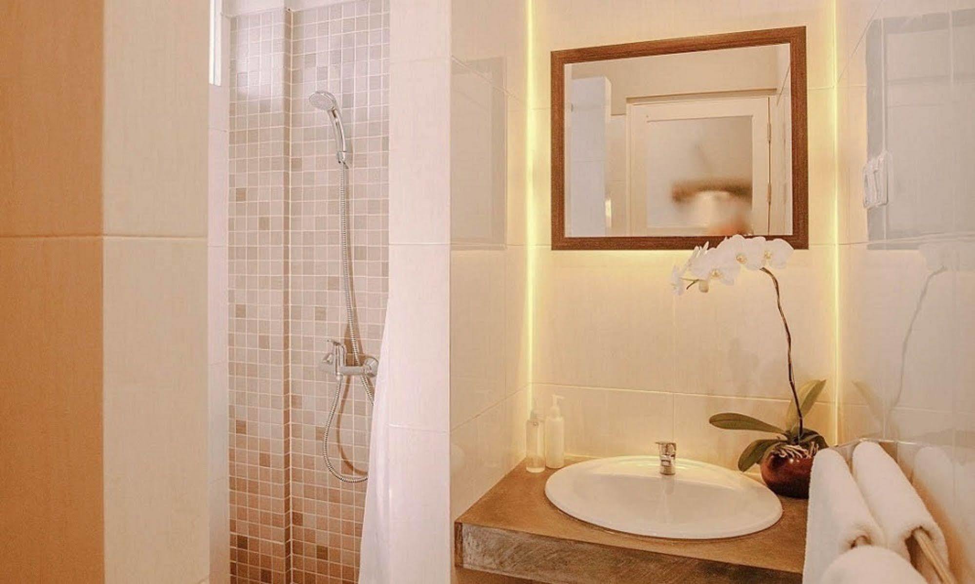 Bali True Living Aparthotel Denpasar Exteriör bild